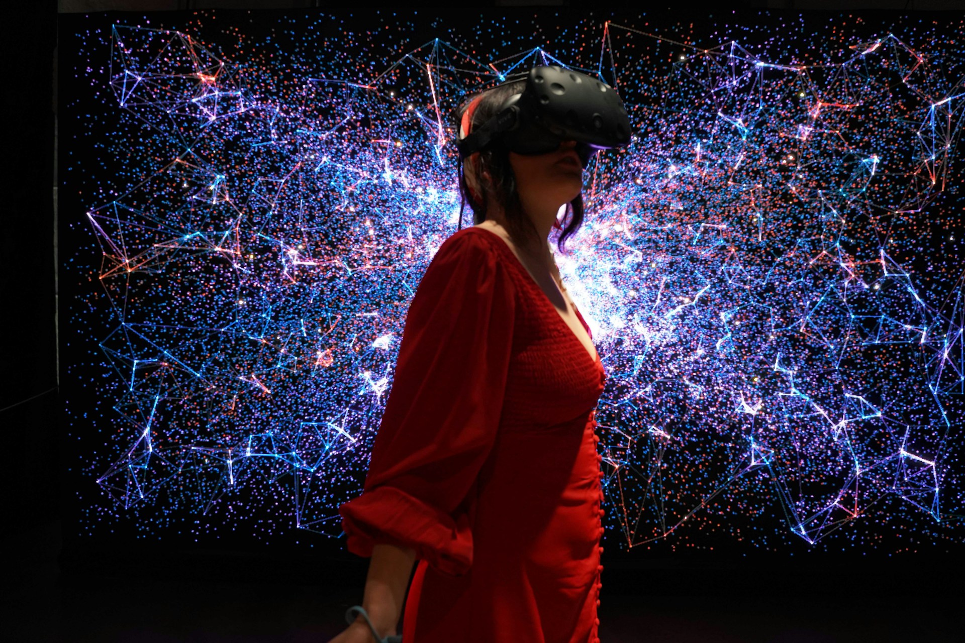 Virtual Reality: Transforming Entertainment and Education!